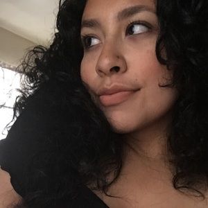 Meet your Posher, Tania